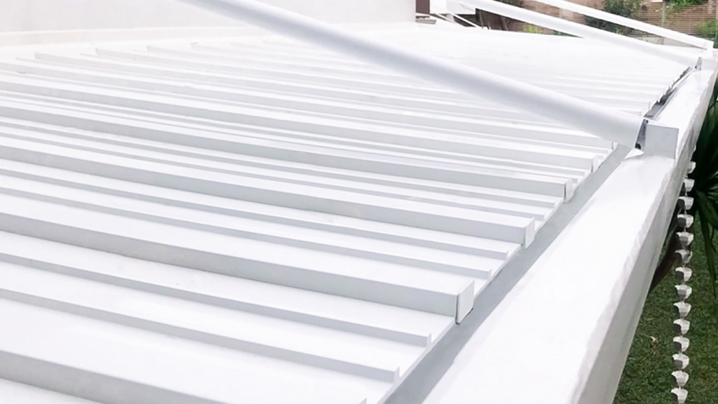 awning roof material comparison 02